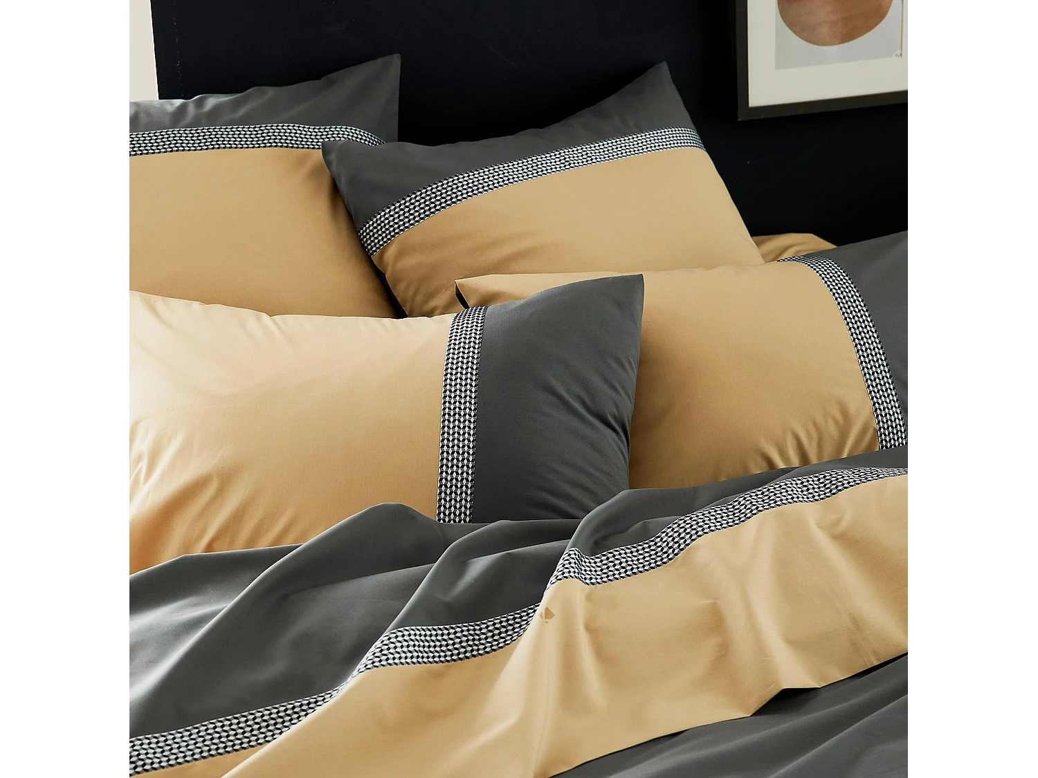 Parure de lit 300x240 cm percale coton MACASSAR Moka 3 pièces