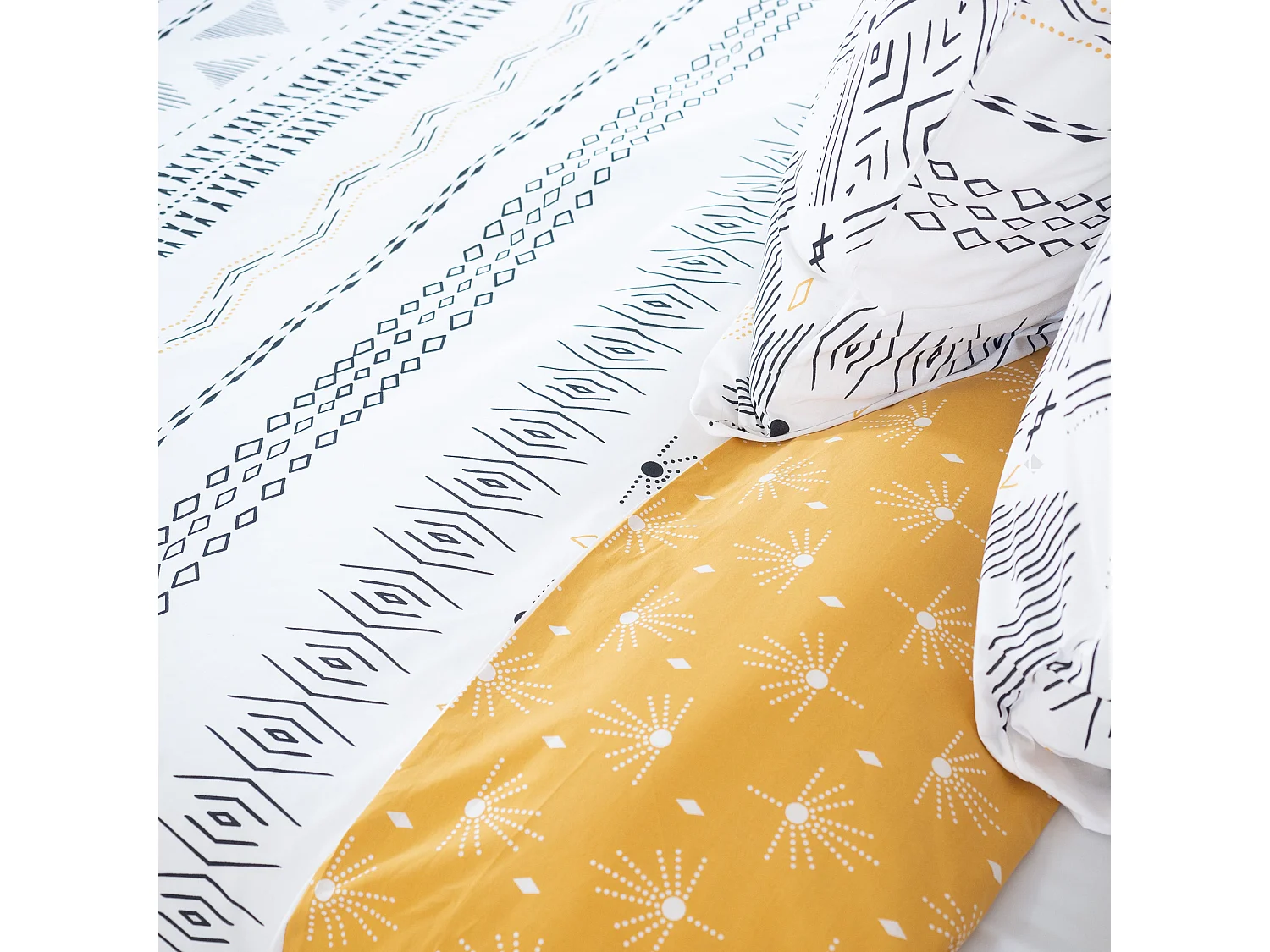 Parure de lit 260x240 cm coton issu de l'agriculture biologique SAIMA Blanc 3 pièces