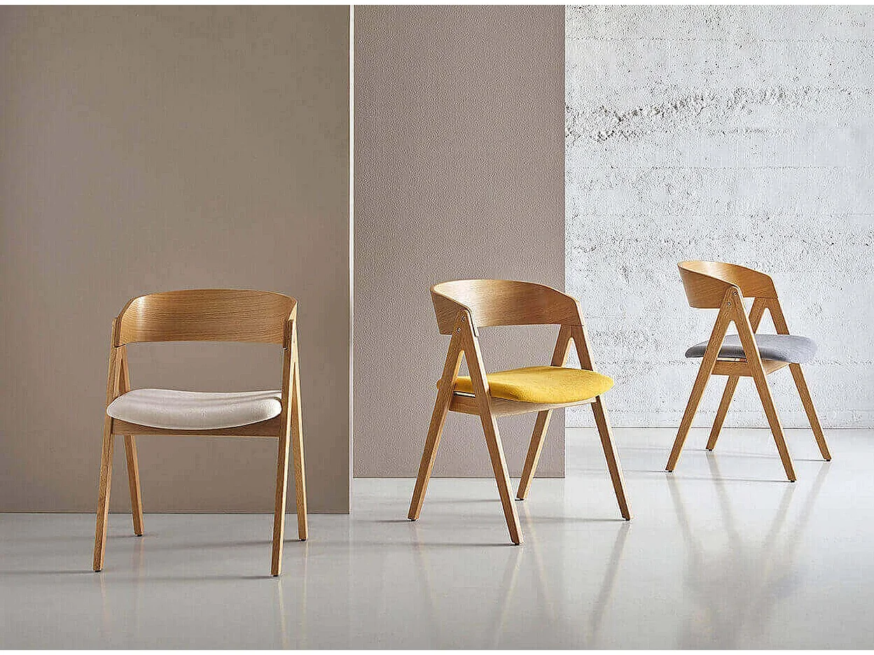 Chaise premium MERKA – Structure en bois et aise en tissu confortable-Marron/Beige clair