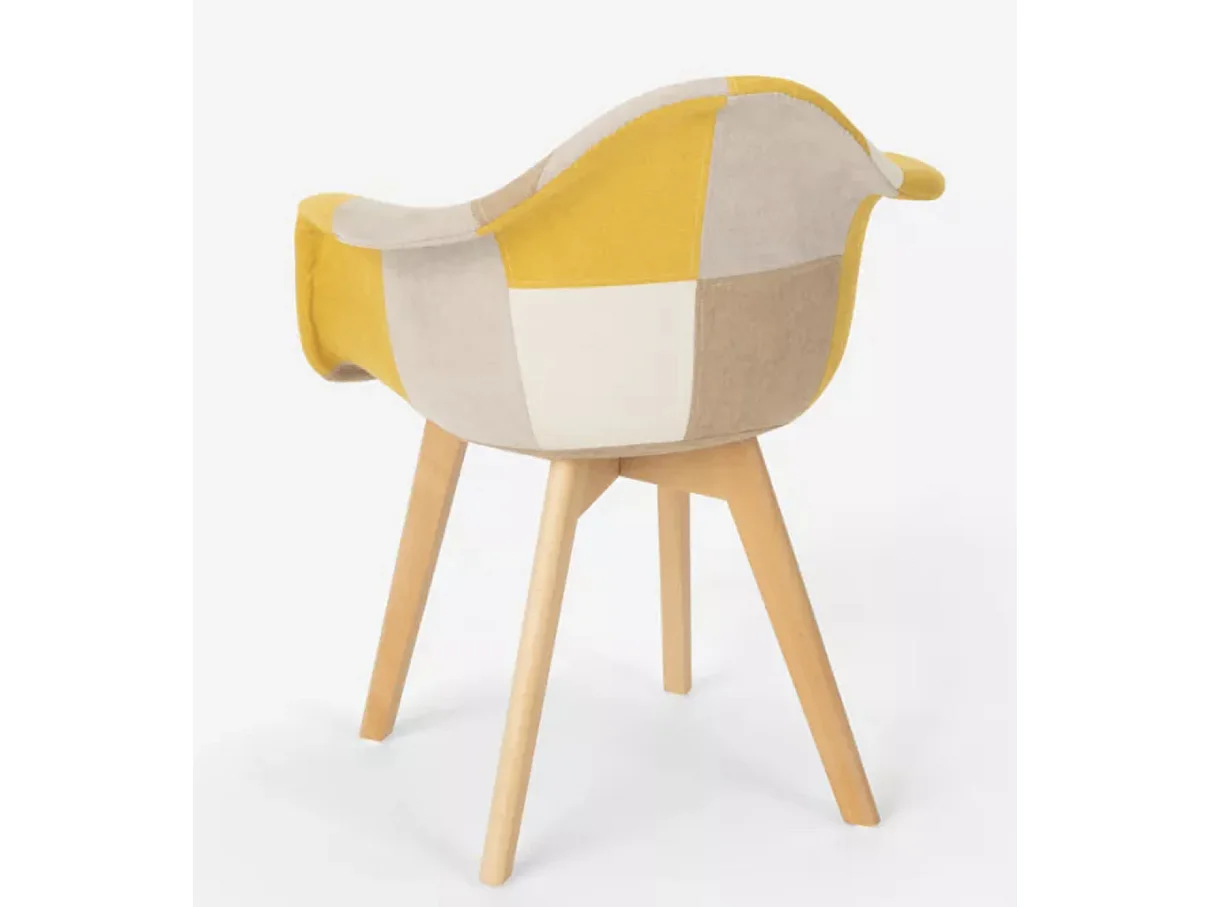 Fauteuil tissu patchwork jaune, beige, crème et pied chêne clair Tarkal