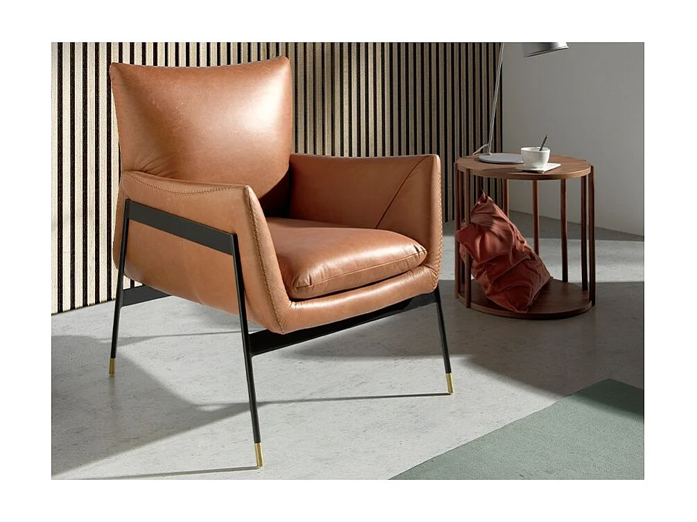 Fauteuil en cuir marron et pied en acier noir ROXANE-Marron clair