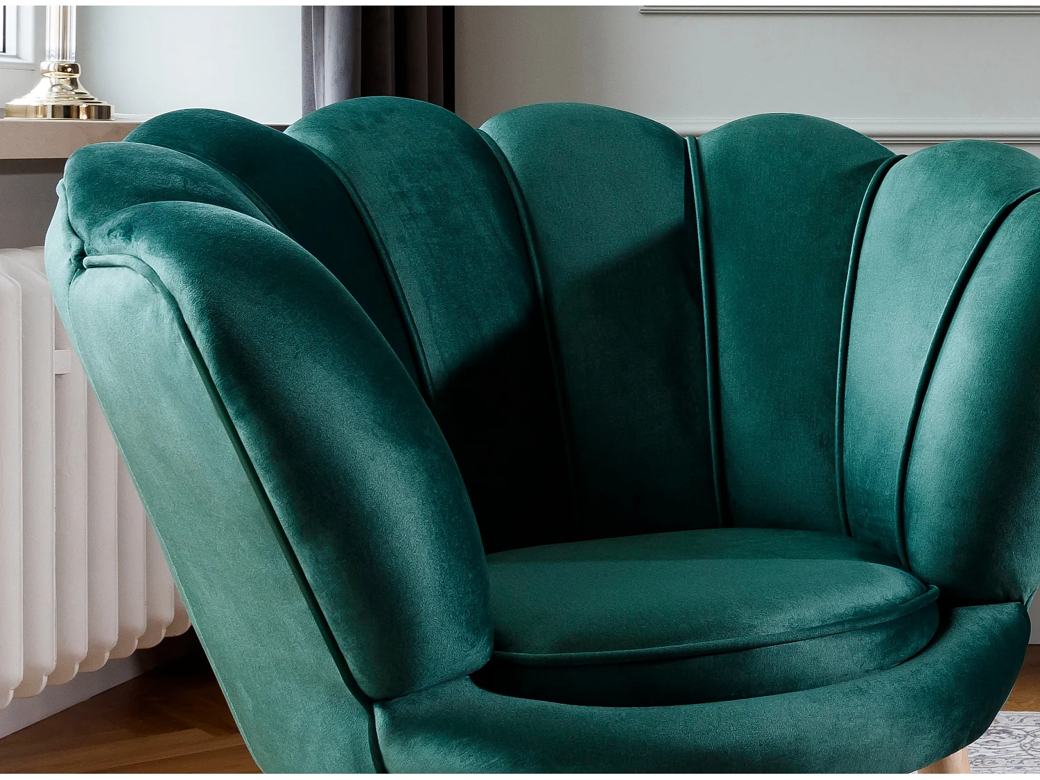 Skidra groene fluwelen schelpfauteuil