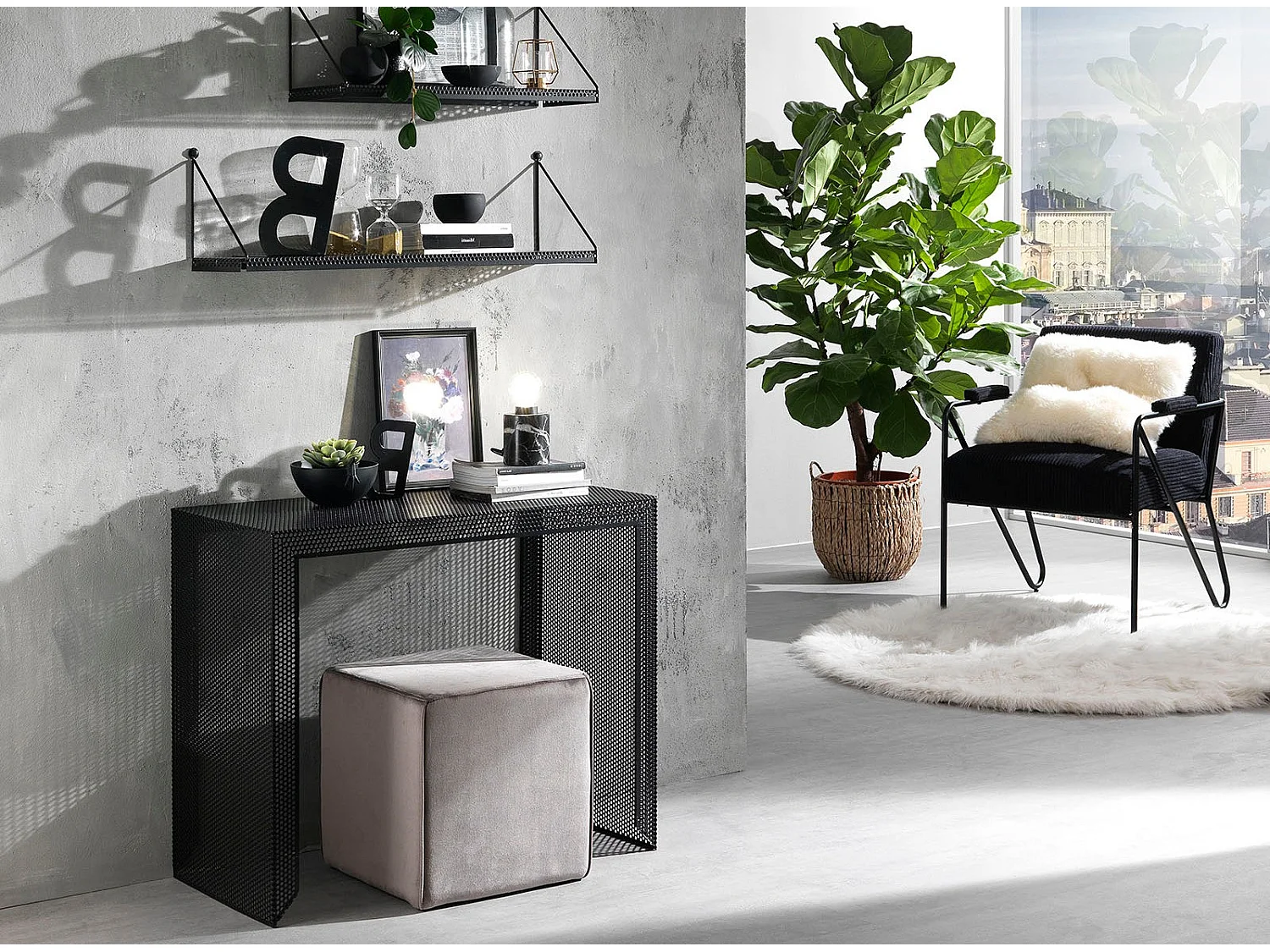 Fauteuil velours noir et pied métal anthracite Apach