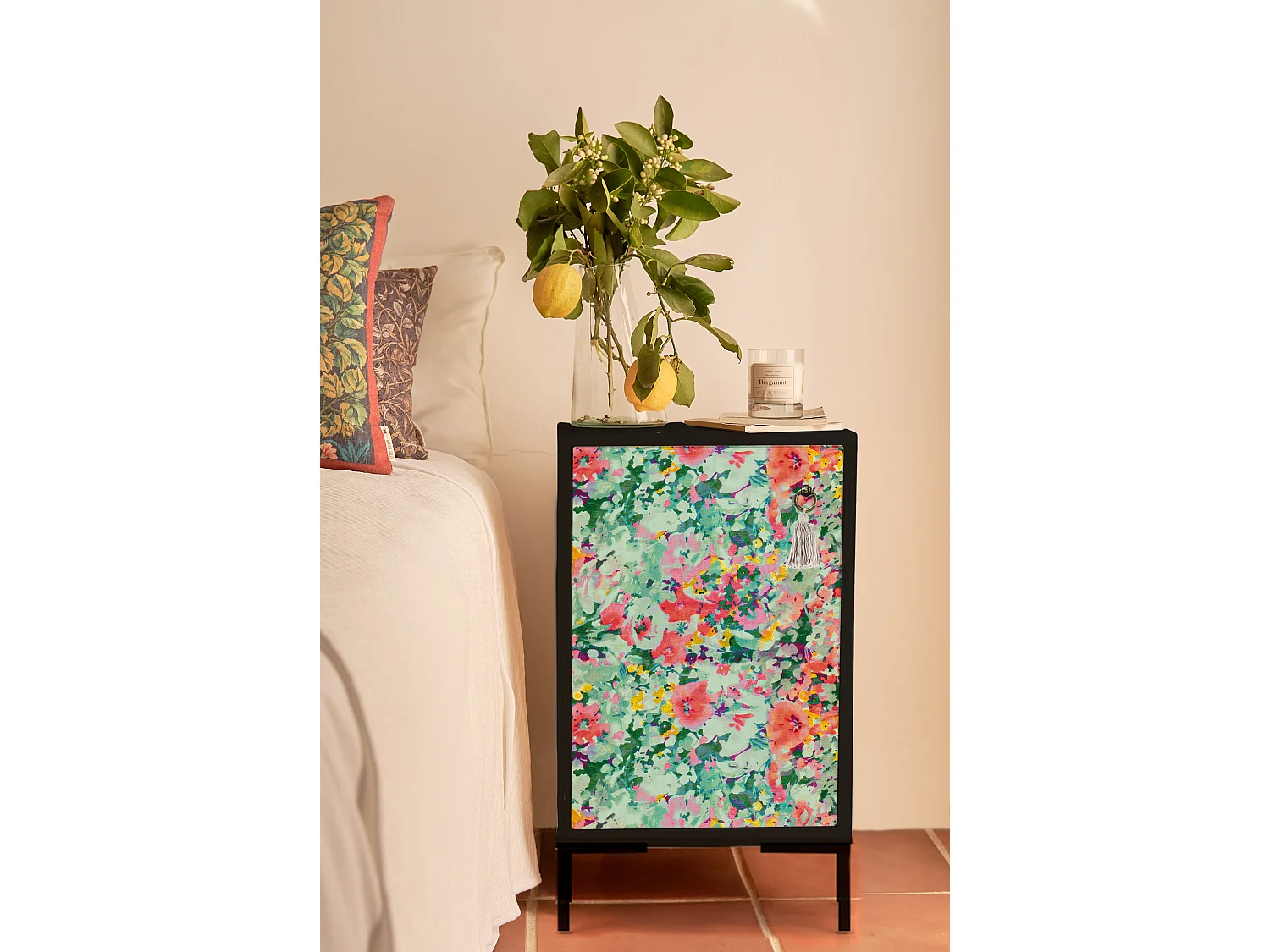 Table de chevet en MDF avec imprimé