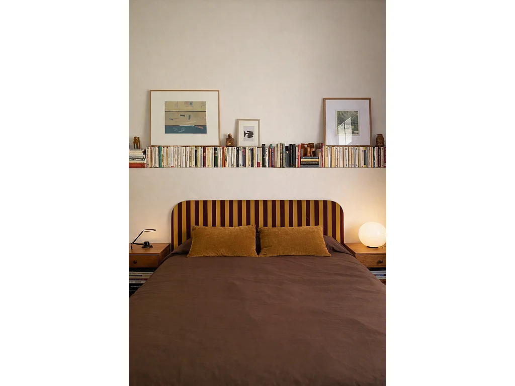 Tête de lit en velours à rayures 160x97cm EDDIE