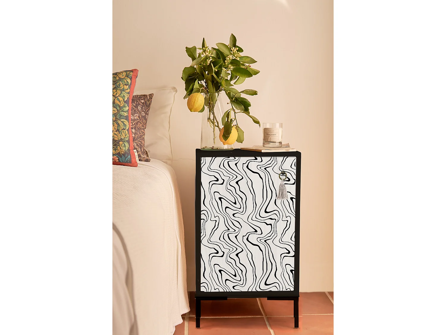 Table de chevet en MDF avec imprimé