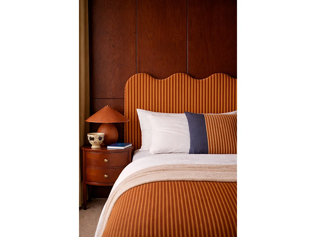 Cabecero tapizado forma ondulada 160x73,5cm HECHO EN ESPAÑA