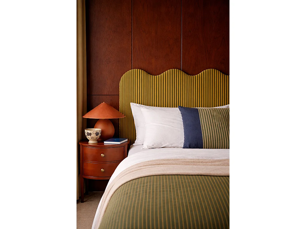 Cabecero tapizado forma ondulada 160x73,5cm HECHO EN ESPAÑA