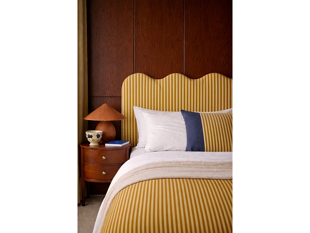 Cabecero tapizado forma ondulada 160x73,5cm HECHO EN ESPAÑA