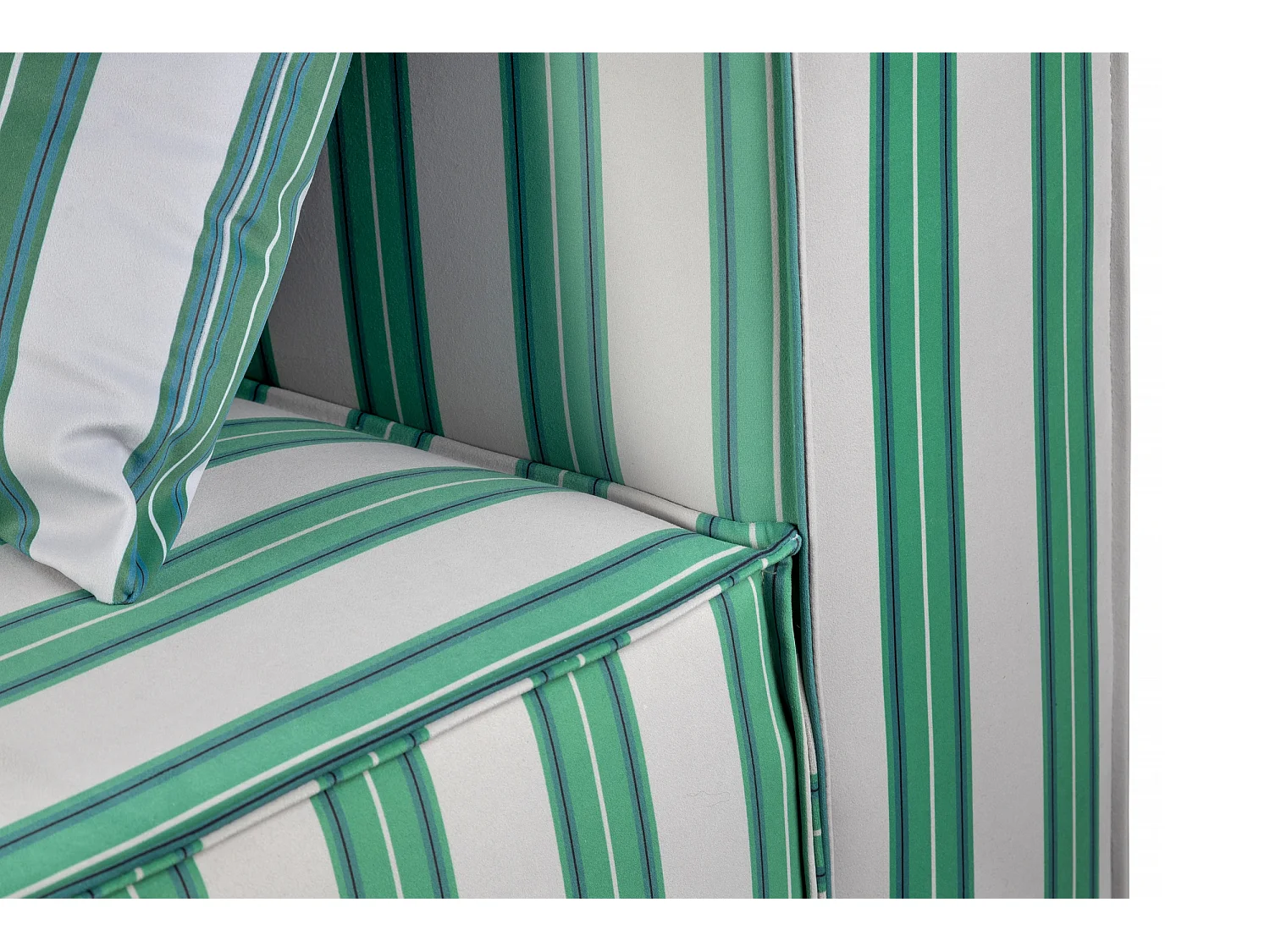 Lounge-Sessel aus Samt HARPER