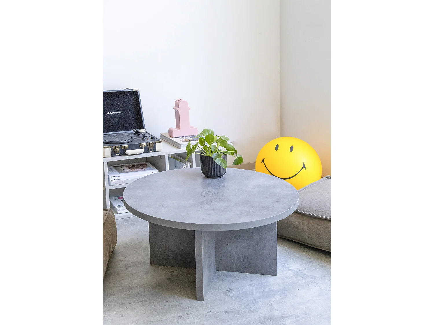 Runder Couchtisch, Laminatplatte, Mikrozement-Effekt, 80 cm