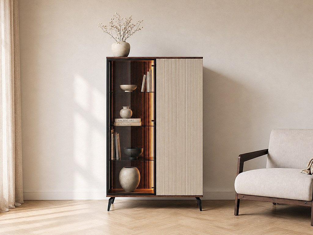 Vitrine mit 2 Türen, LEDs, MDF und Rauchglas – Beige und Dunkles Naturholz – JANEYA