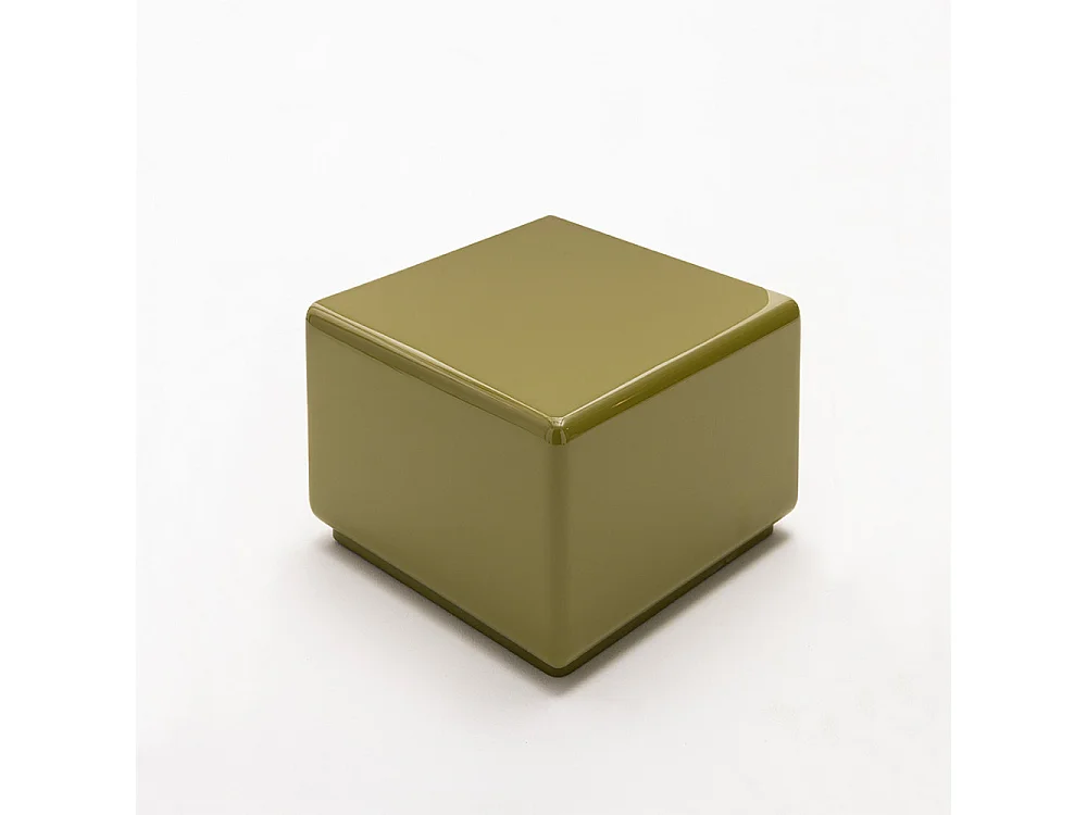 Gaia - Table d'appoint carrée laquée 40x40cm - Vert olive