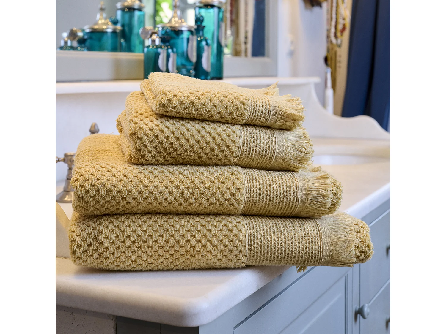 Parure de bain micro-coton TETHYS vert olive 5 pièces