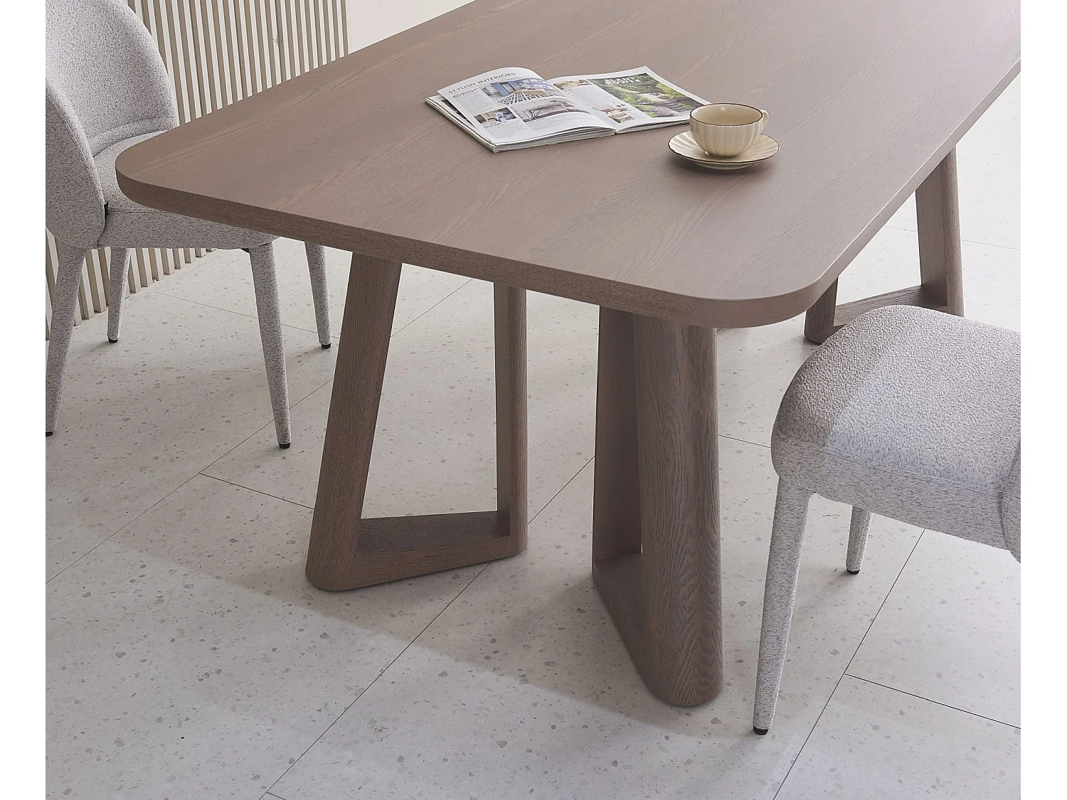 Table à manger – 200 x 100 cm – placage noyer – ALISSER