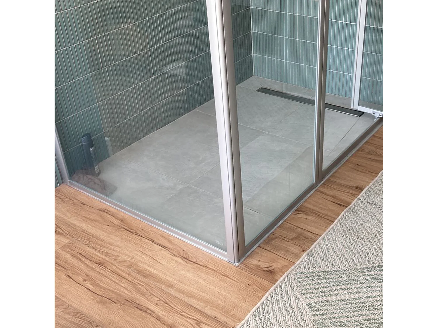 Onbath's bac à douche  à carreler siphon plat 90x90 cm recoupable