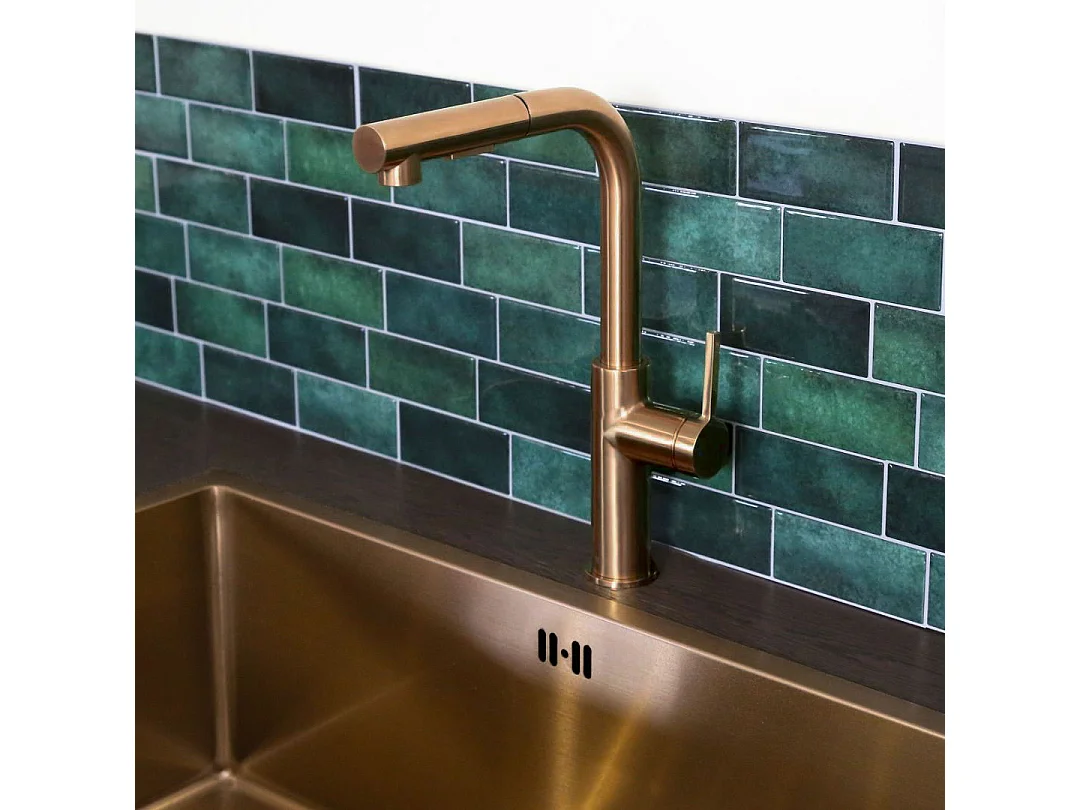 Pure II Spültischmischer mit ausziehbarer Handbrause gebürstetes Kupfer Essebagno