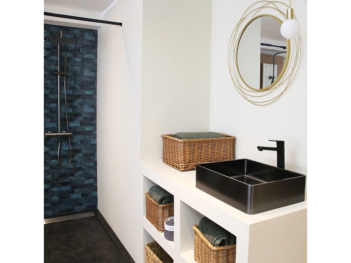 Full mitigeur lavabo haut noir mat - Essebagno