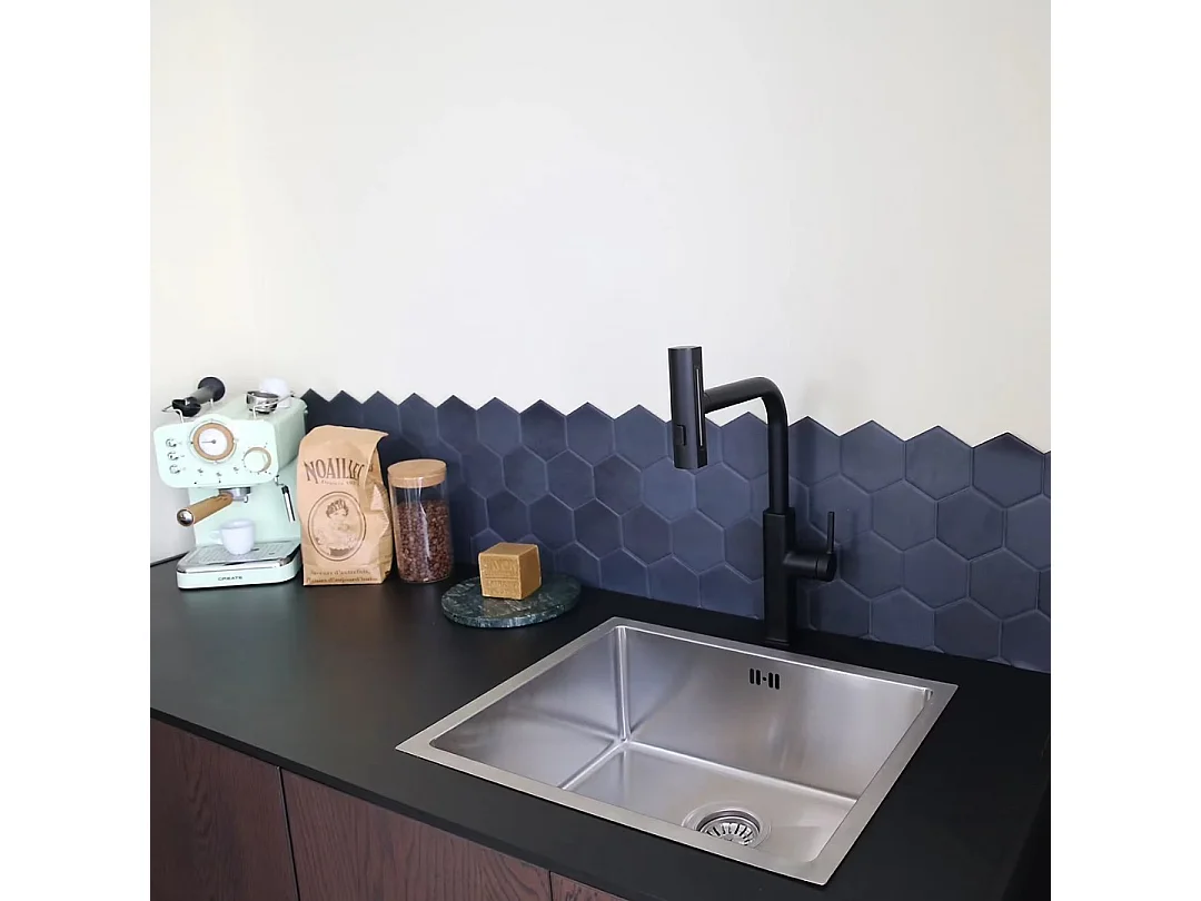 Esserain Spültischmischer mit ausziehbarer Handbrause mattschwarz Essebagno