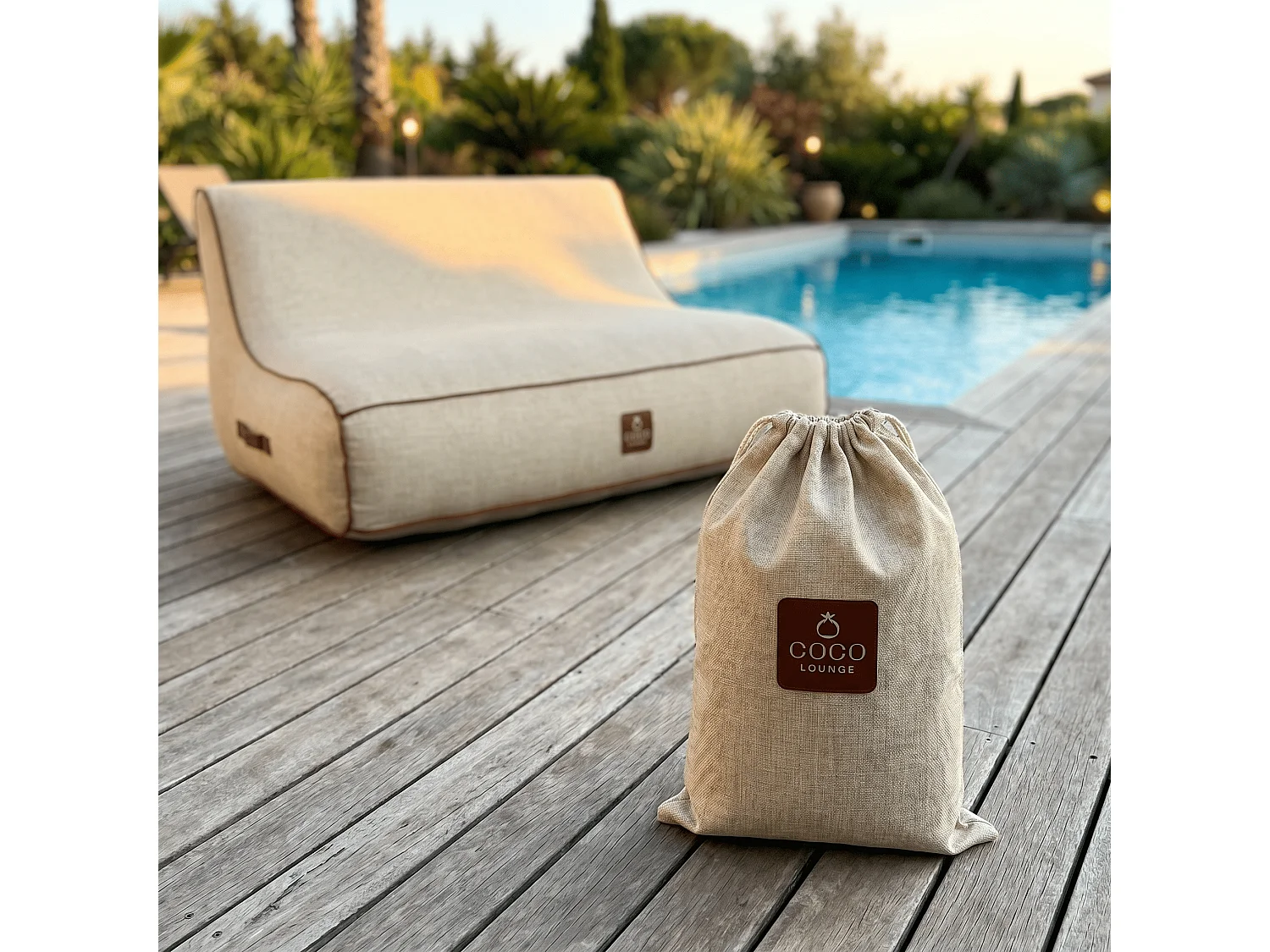 Coco Lounge Nadmuchiwana sofa ogrodowa ALIZÉ styl Aloha złamana biel