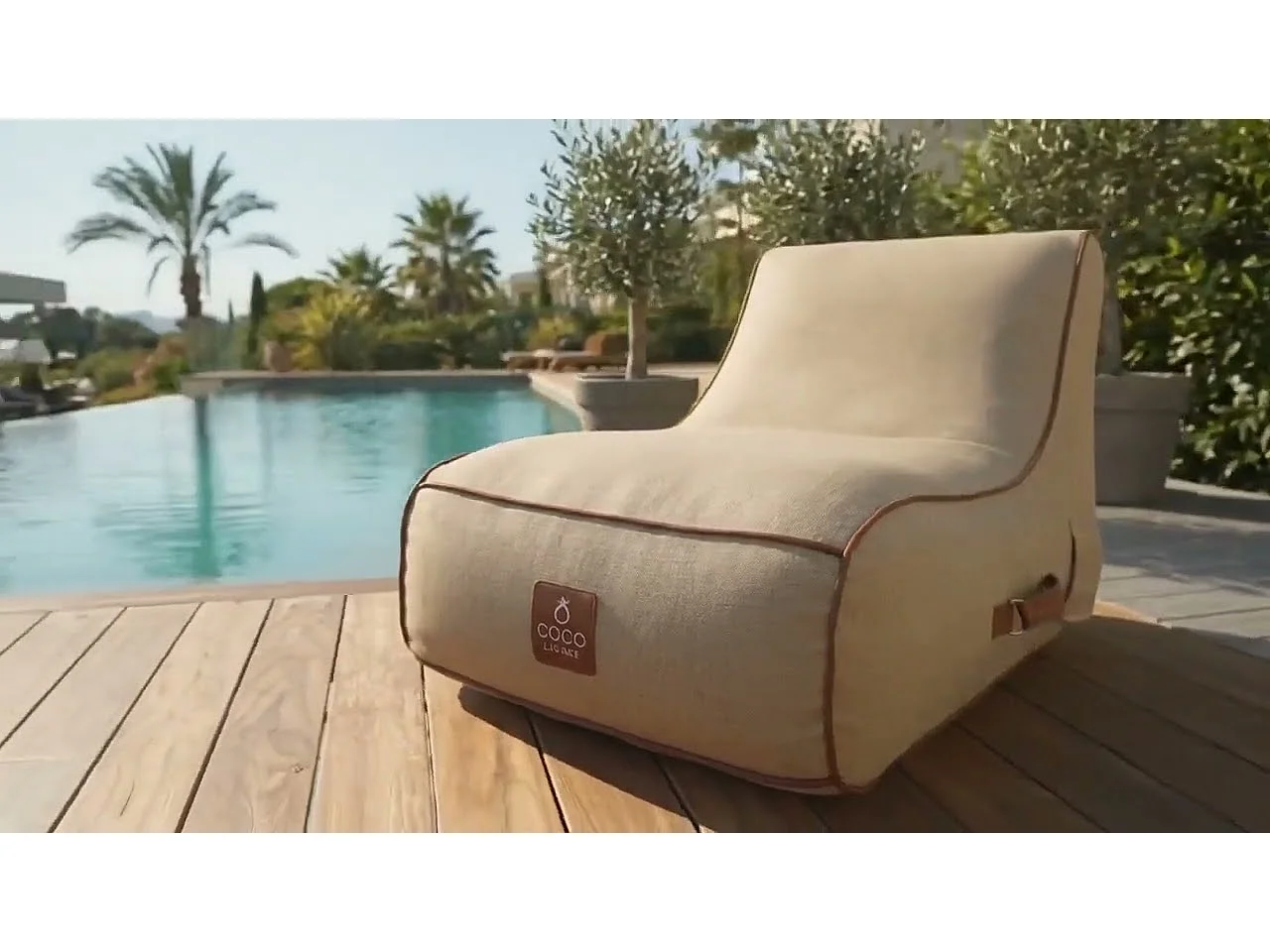 Coco Lounge Fauteuil de jardin gonflable RIVIERA  ambiance Boho couleur toile de jute