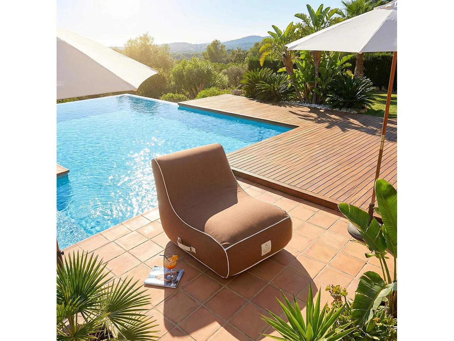 Coco Lounge Fauteuil de jardin gonflable RIVIERA  ambiance Moka chocolat