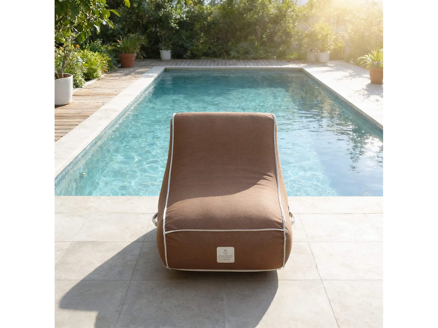 Coco Lounge Fauteuil de jardin gonflable RIVIERA  ambiance Moka chocolat