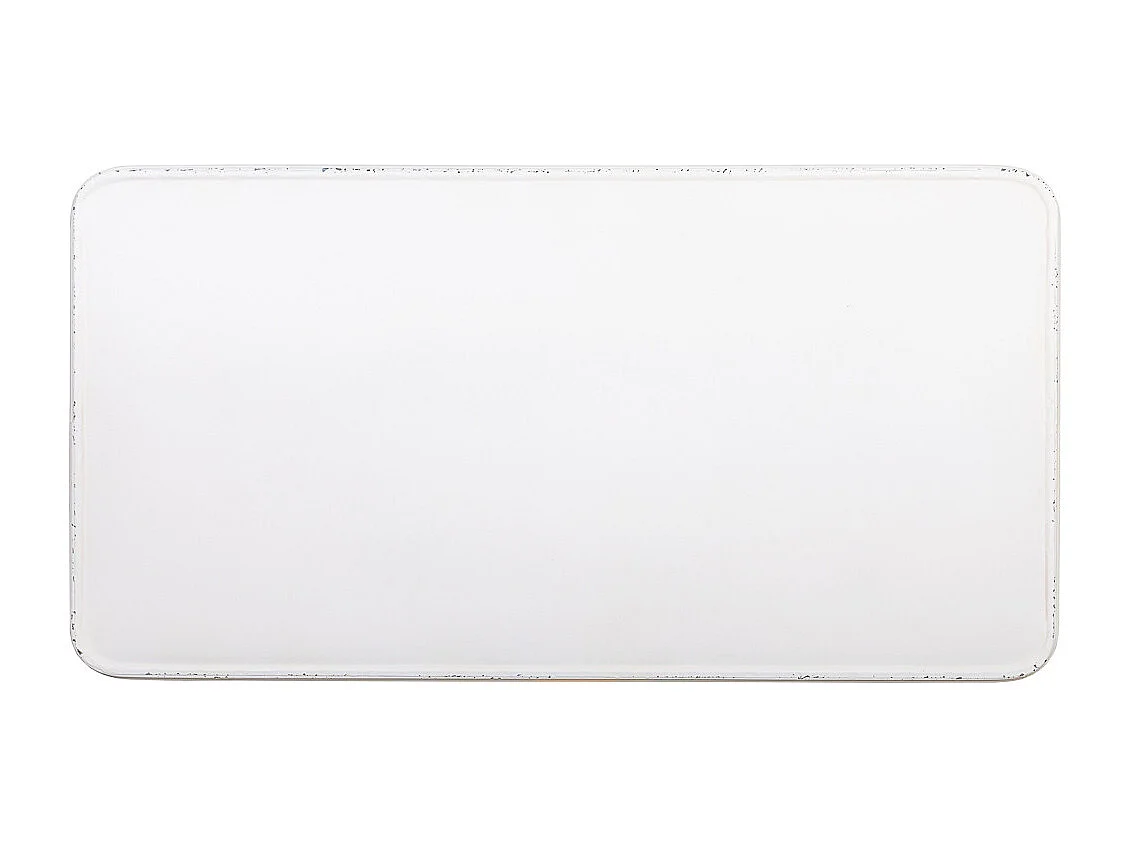 Entrada de metal branco envelhecido