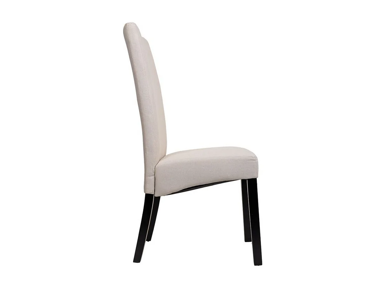 Cadeira de madeira estofada