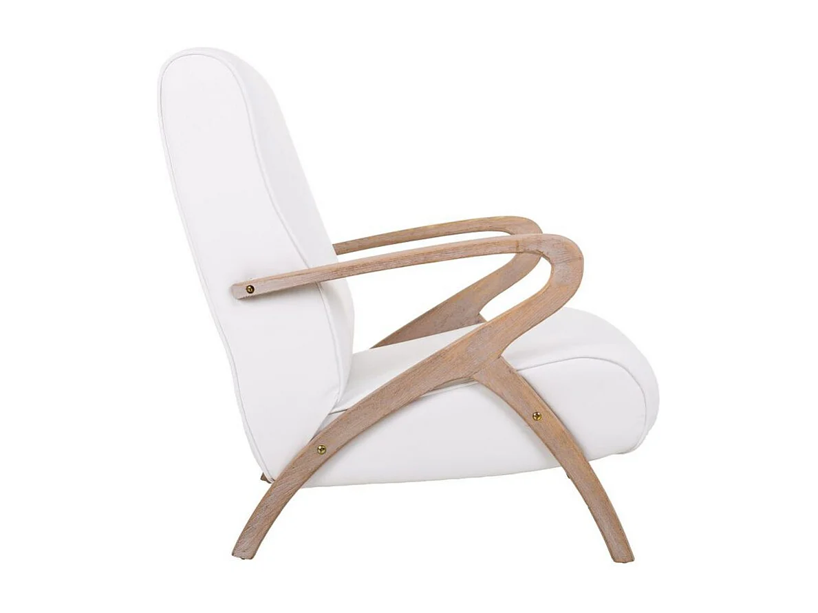 Houten fauteuil bekleed met kunstleer.