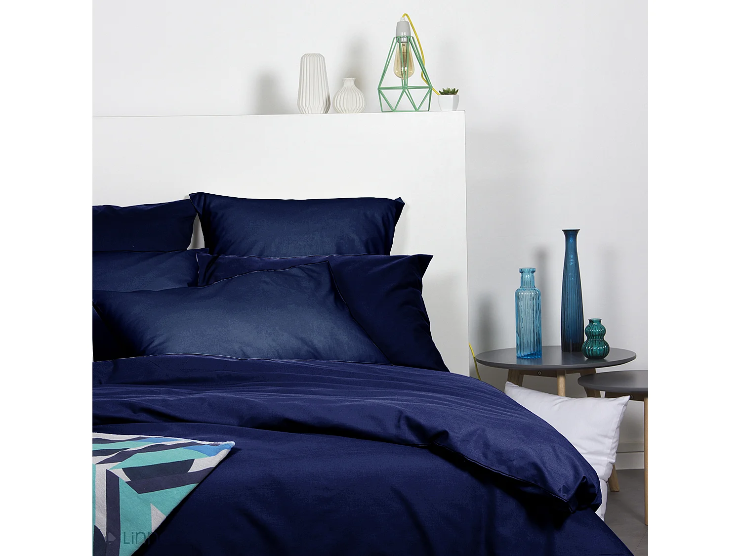 Drap housse 90x190 cm polyester microfibre LAGO bleu marine bonnet 28 cm