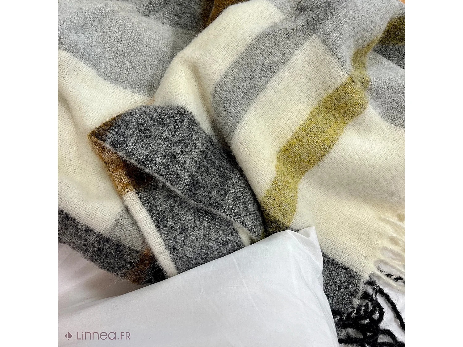 Plaid 130x180 cm ISEO en alpaga jaune miel