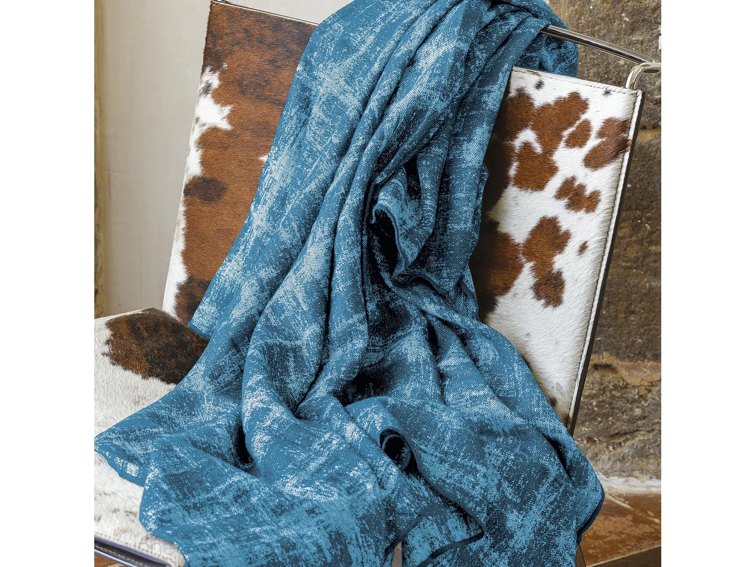 Plaid 145x170 cm DELFT en laine bleu paon