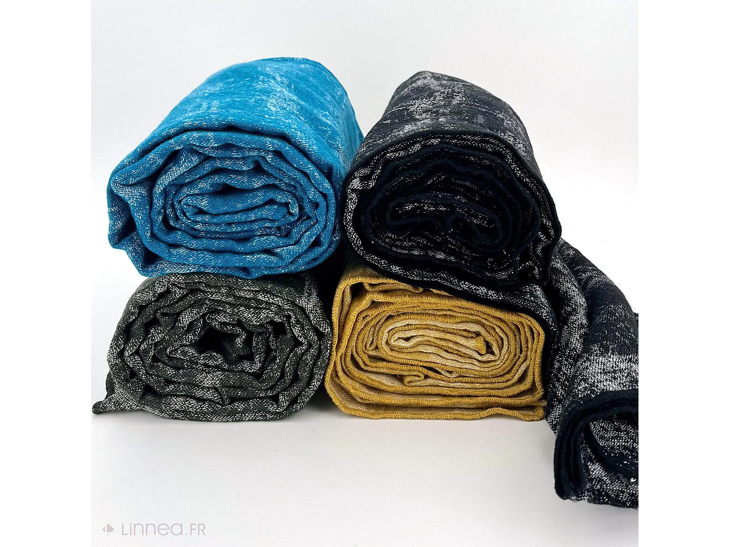 Plaid 145x170 cm DELFT en laine jaune miel