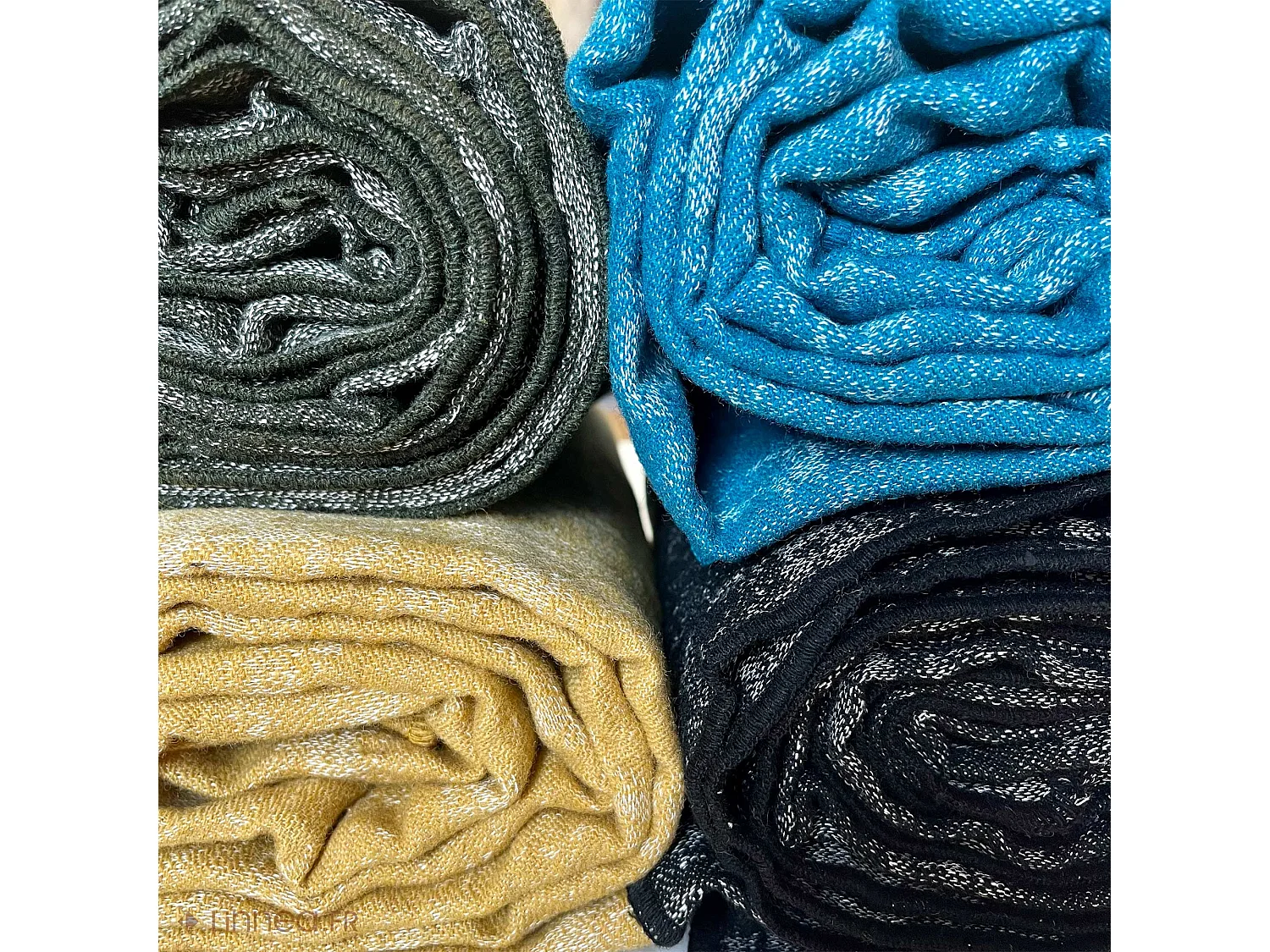 Plaid 145x170 cm DELFT en laine noir