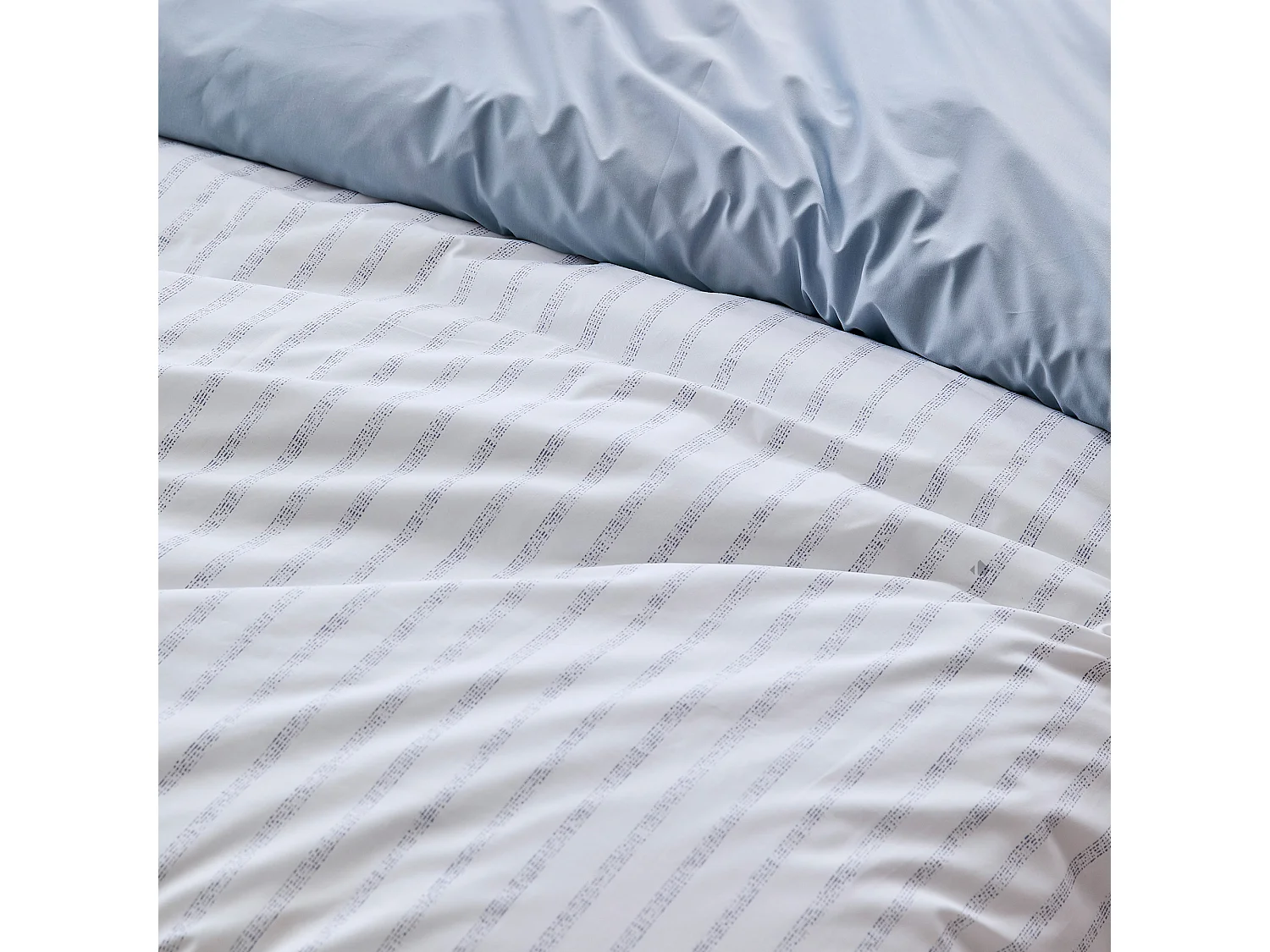 Housse de couette 280x240 cm percale coton GABY bleu Baltique