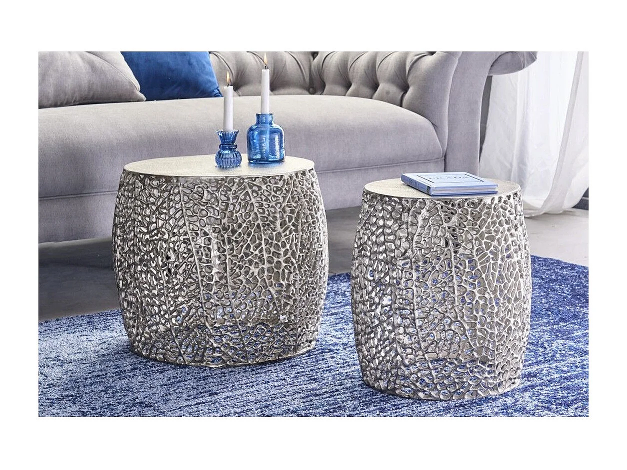 Lot de 2 tables basses METRIX argentées avec petit motif arrondi – Tables basses design en aluminium mat