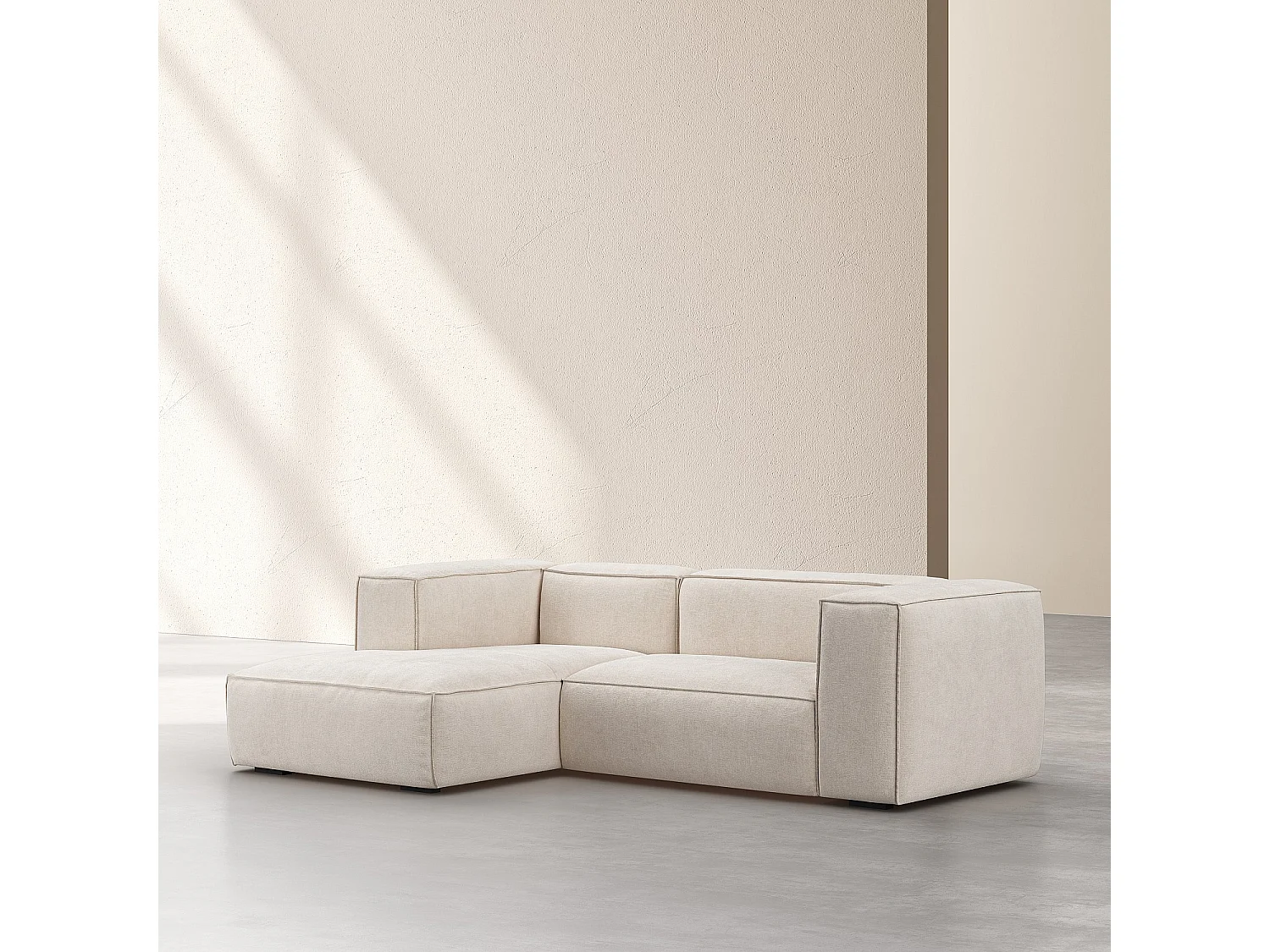 Canapé d'angle gauche en tissu Kumal - Écru