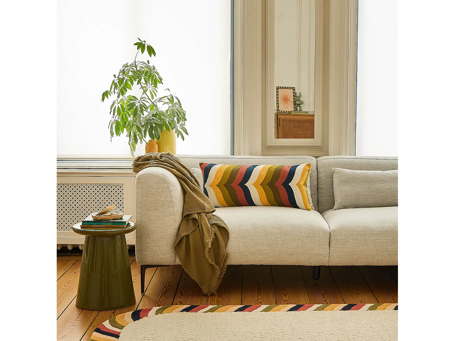 Habitat - Coussin brodé en lin et coton - 30 x 70 cm - Vert, bronze et jaune - Design by Floriane Jacques - Castille