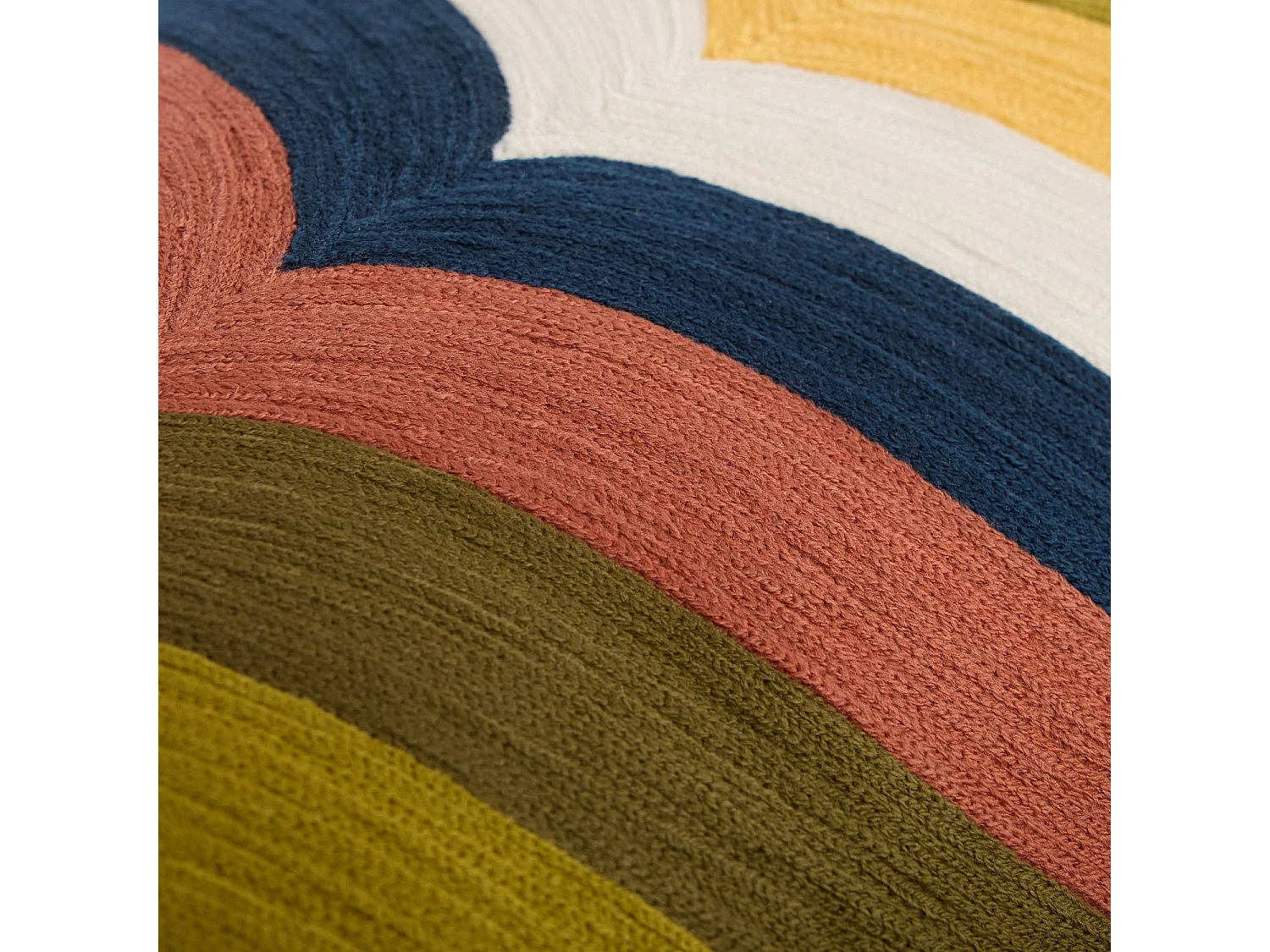 Coussin brodé en lin et coton - 30 x 70 cm - Vert, bronze et jaune - Design by Floriane Jacques
