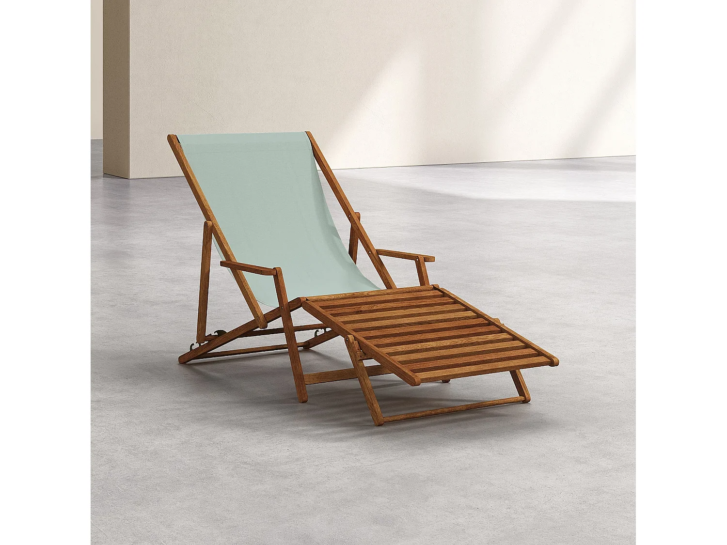 Chilienne en chêne avec accoudoirs et toile en coton avec repose-pieds - Vert céladon