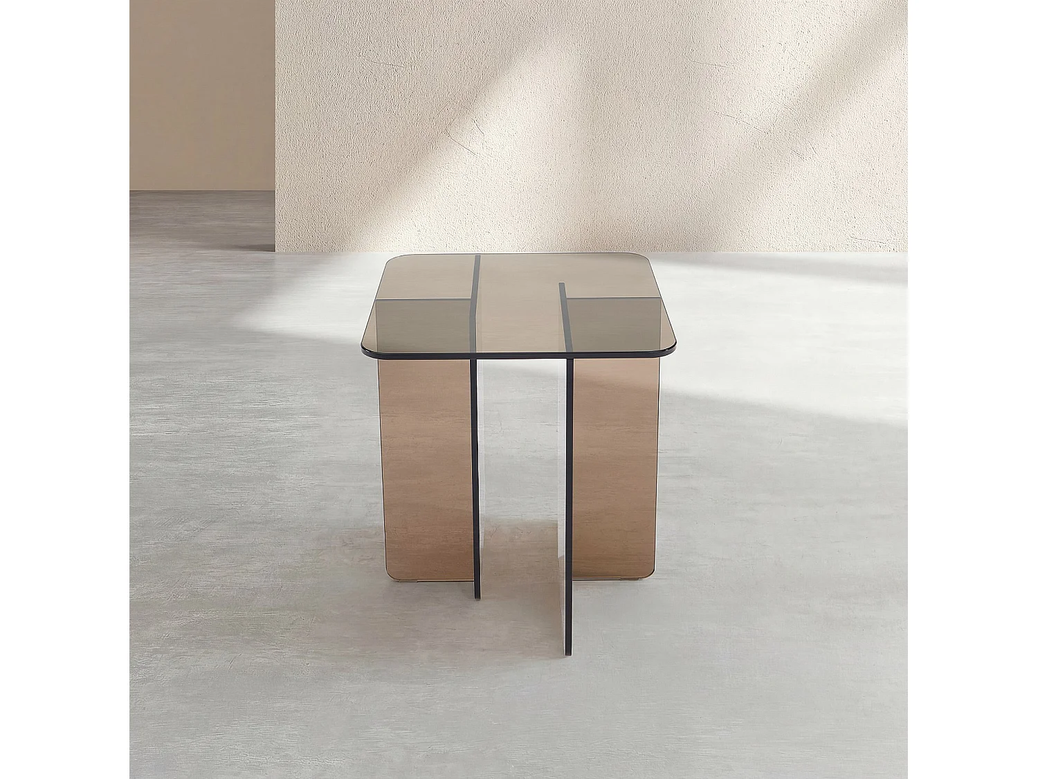 Table d'appoint en verre trempé - Brun cendré - Design by Céline Mognon Fichet