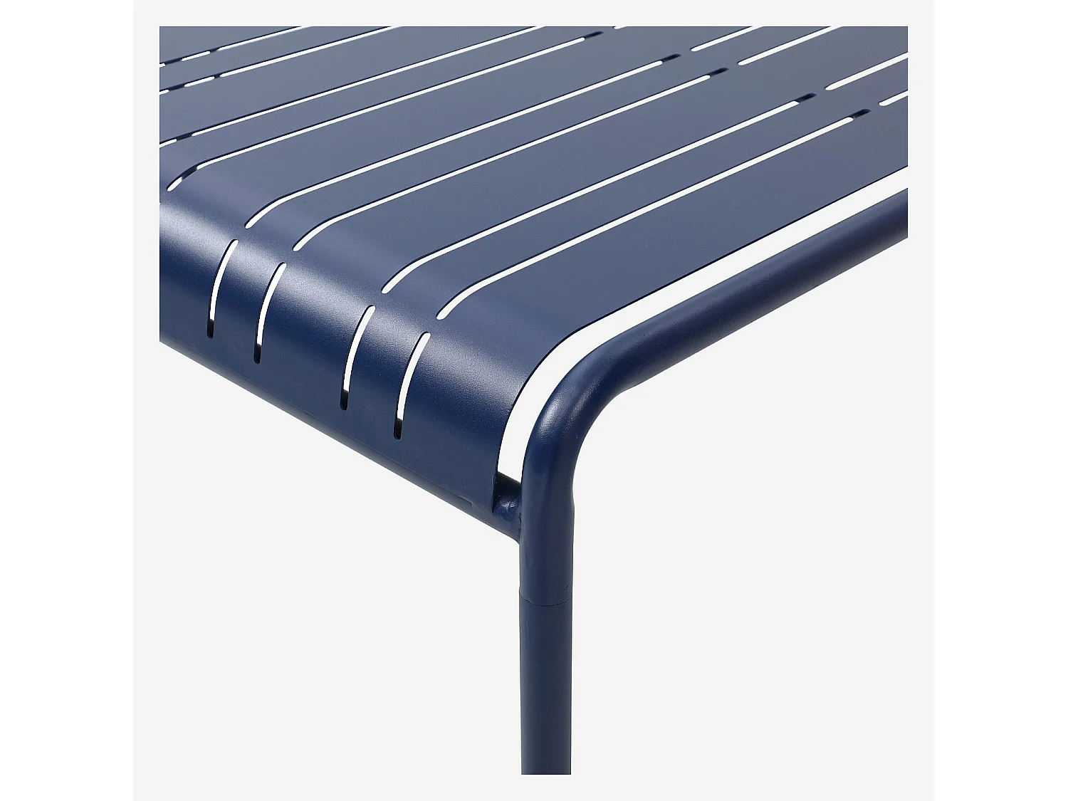 Habitat - Table de jardin en acier - 100 x 100 cm - Bleu nuit - Azur
