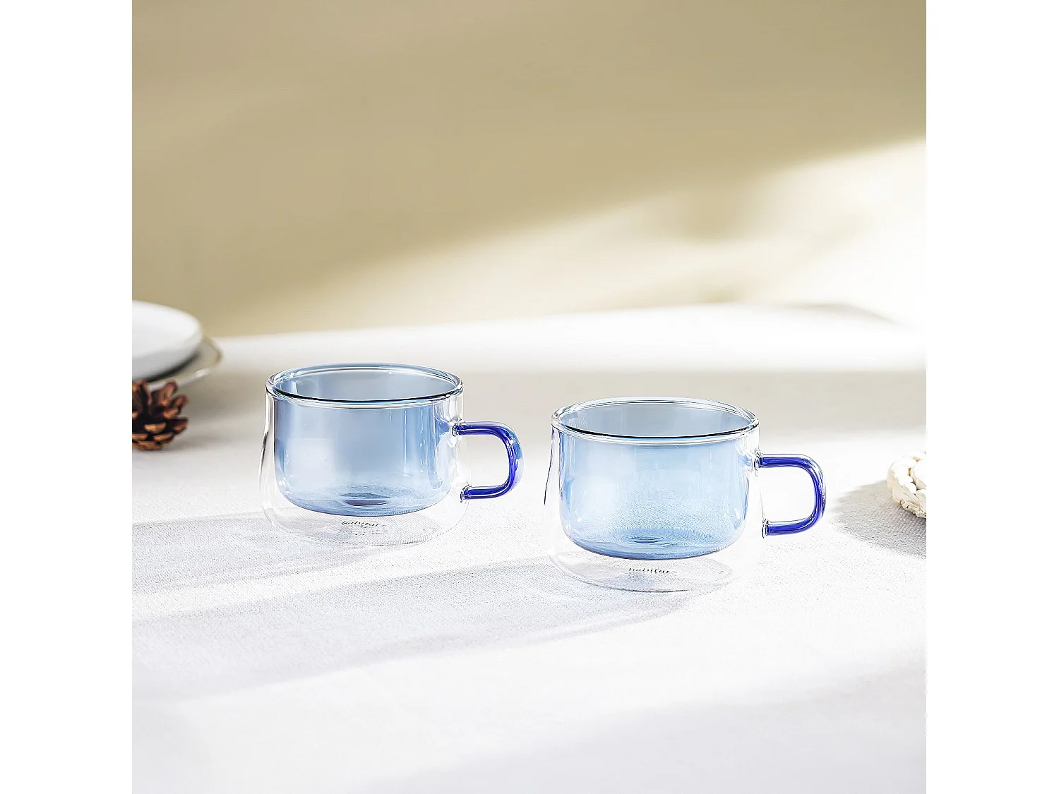 Lot de 2 tasses double paroi en verre avec anse  - 22 cl - Bleu