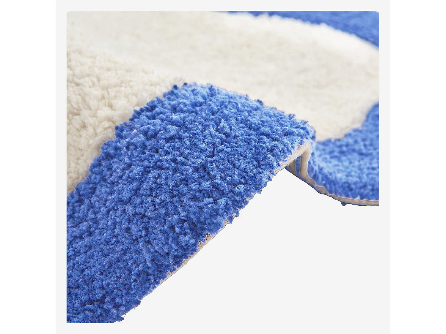 Habitat - Tapis de bain festonné en coton naturel - 1200 g/m² - 50 x 80 cm - Bleu azur - Nahia