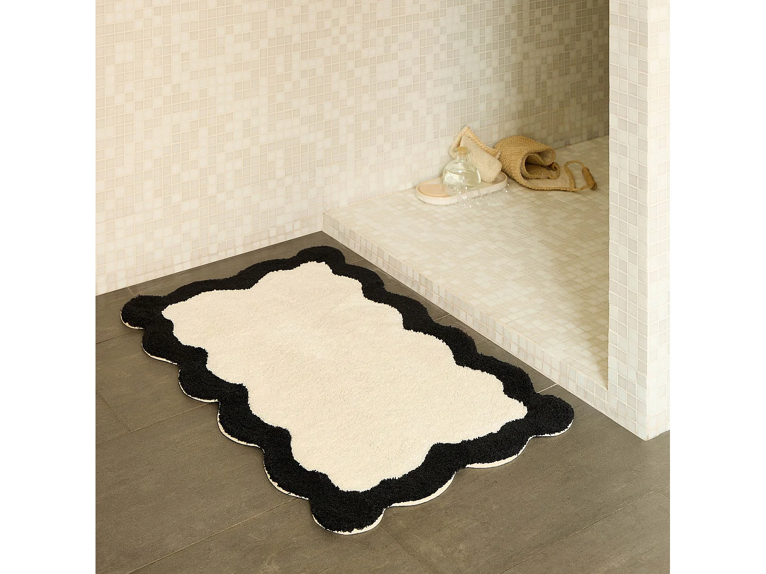 Tapis de bain festonné en coton naturel - 1200 g/m² -  50 x 80 cm - Noir