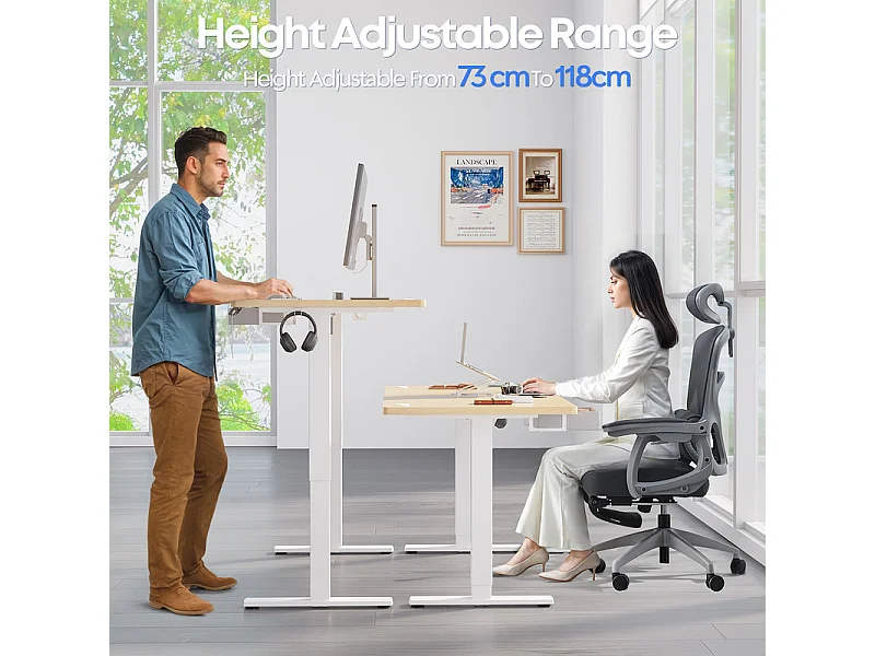 Bureau assis-debout électrique 140x80cm, réglable en hauteur avec tiroirs, port USB-A, gestion des câbles, 3 positions de mémoire, cadre sur pied, moderne.