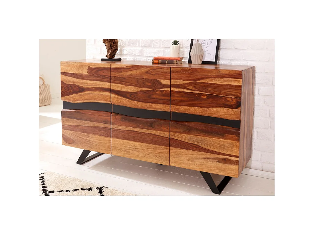 Buffet ORKAN 150 cm – Massief Sheeshamhout en zwart metaal – 3 deuren in industriële stijl