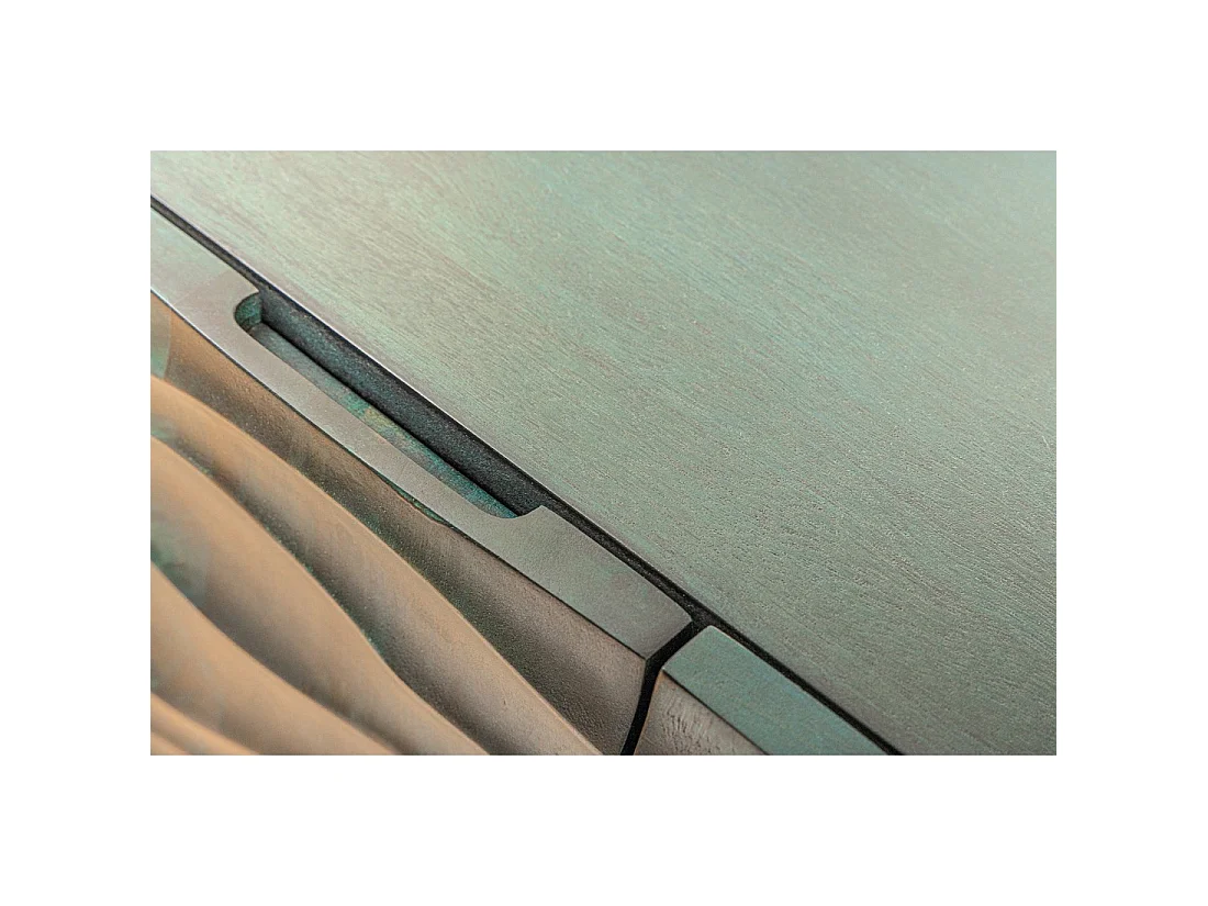 Buffet ONDARA 160 cm – Madera Maciza Verde Tallada – Patas Doradas – Diseño Contemporáneo