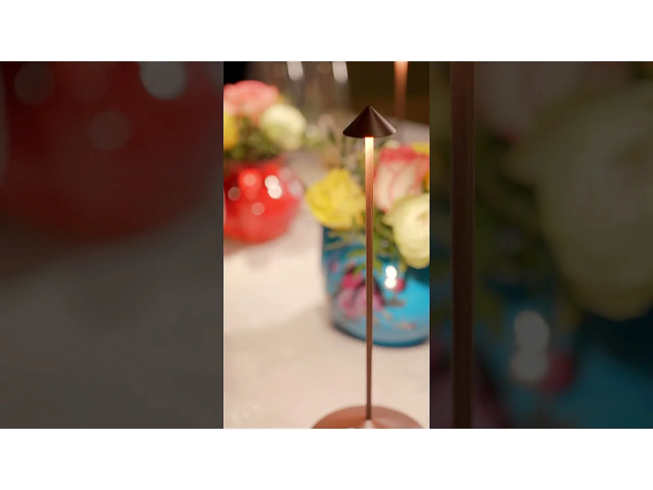 Lampe de table LED sans fil rechargeable et à intensité variable Pina Pro Gold Leaf Safran 2200-2700-3000K